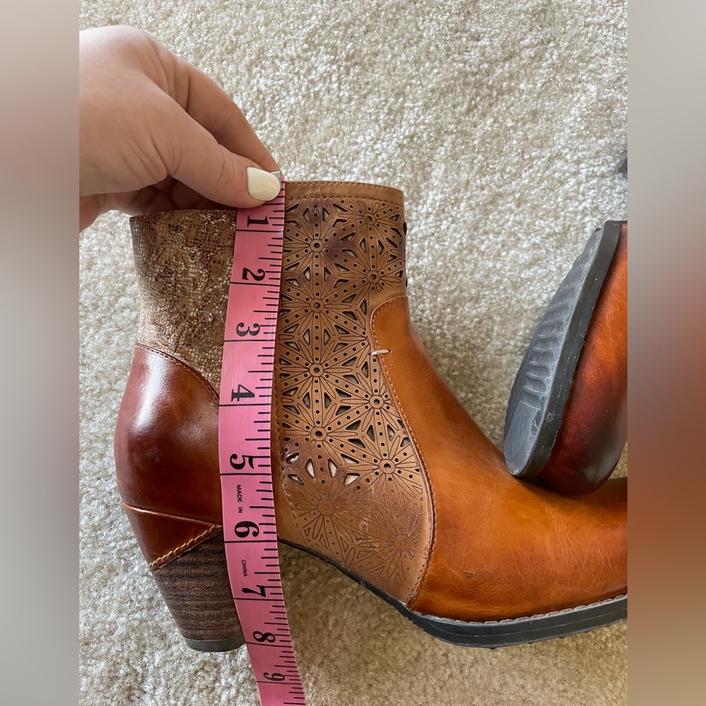 L’Artiste by Spring Step Belle Bootie. Women size 38 (7.5-8US) - Picture 11 of 11